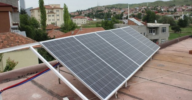 Lisanssız güneş santrallerinde elektrik üretimi yüzde 23,8 arttı