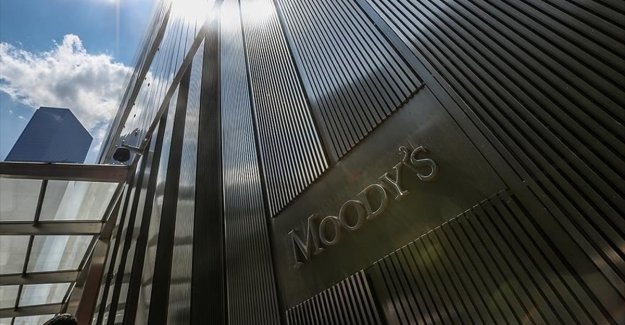 Moody's, sıkı parasal duruşun sürdürülmesi halinde Türkiye'nin görünümünün pozitife çevrilebileceğine işaret etti