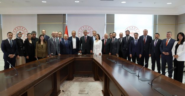 Sağlık Bakanı Prof. Dr. Kemal Memişoğlu Medya Kuruluşlarının Ankara Temsilcileriyle Görüştü