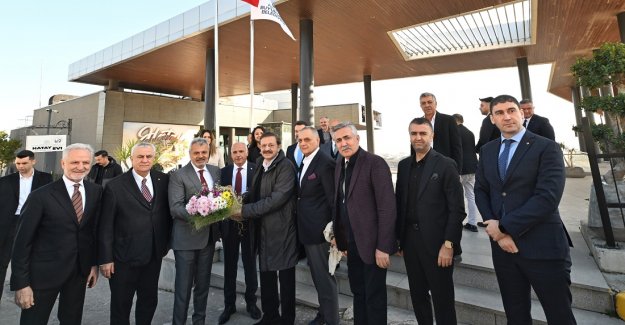 Hisarcıklıoğlu’ndan Hatay Büyükşehir Belediyesi’ne ziyaret