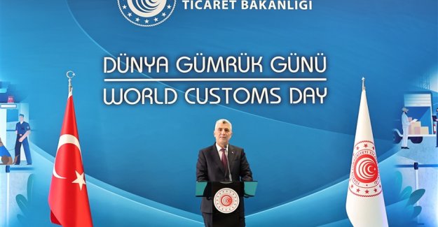 Ticaret Bakanı Ömer Bolat Dünya Gümrük Günü’nde Konuştu